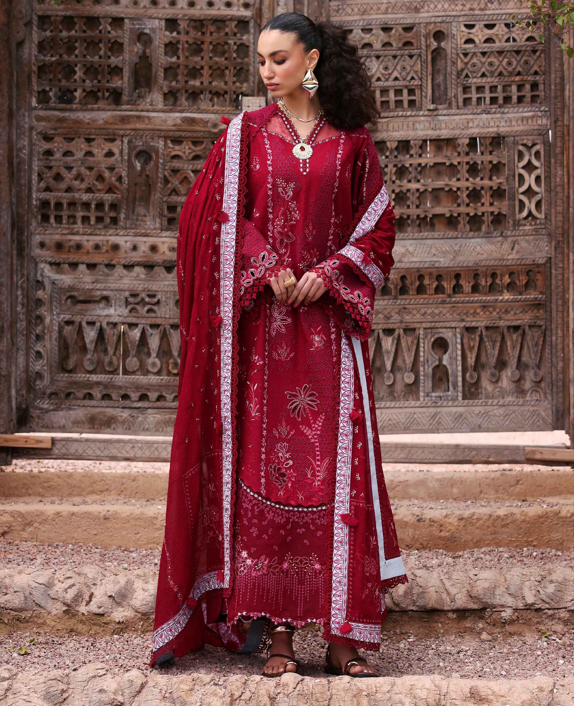 Embroidered Pret '26